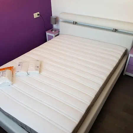 Paradise Lloret * יורט דה מאר